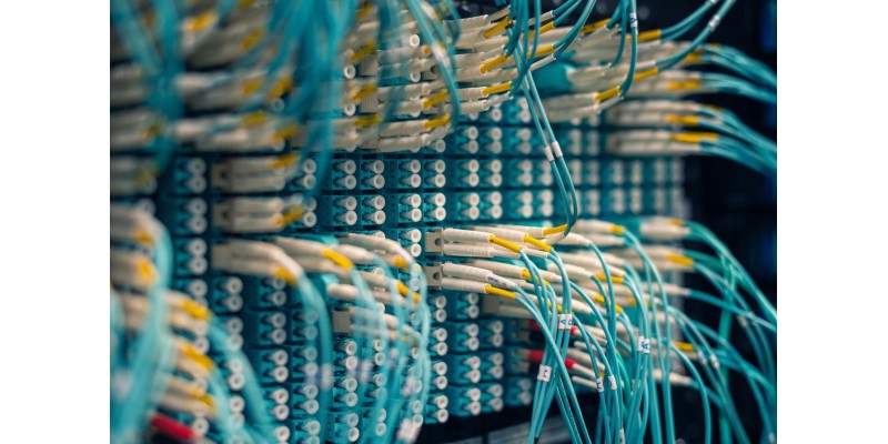 Amazon impulsa en Aragón la formación especializada para trabajar en centros de datos