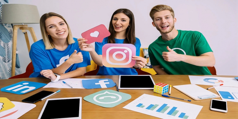 COMMUNITY MANAGERS FACE BURNOUT RISKS AS ALWAYS-ON SOCIAL MEDIA CULTURE INTENSIFIES