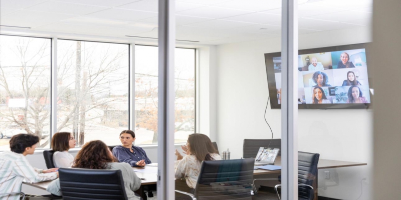 Hybrid working reshapes executive leadership