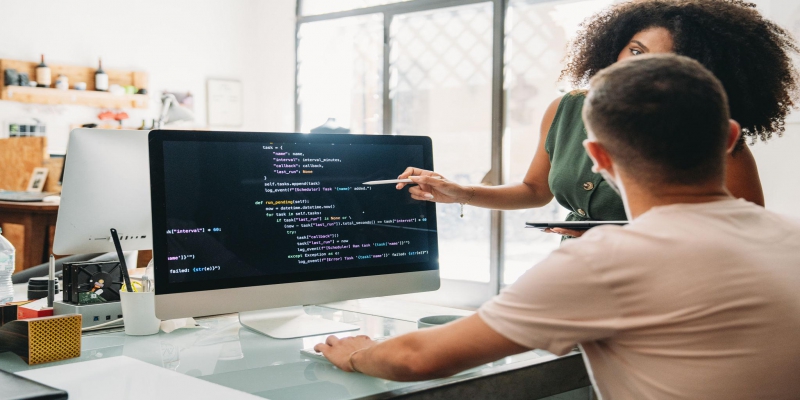 Python and JavaScript lead tech hiring surge