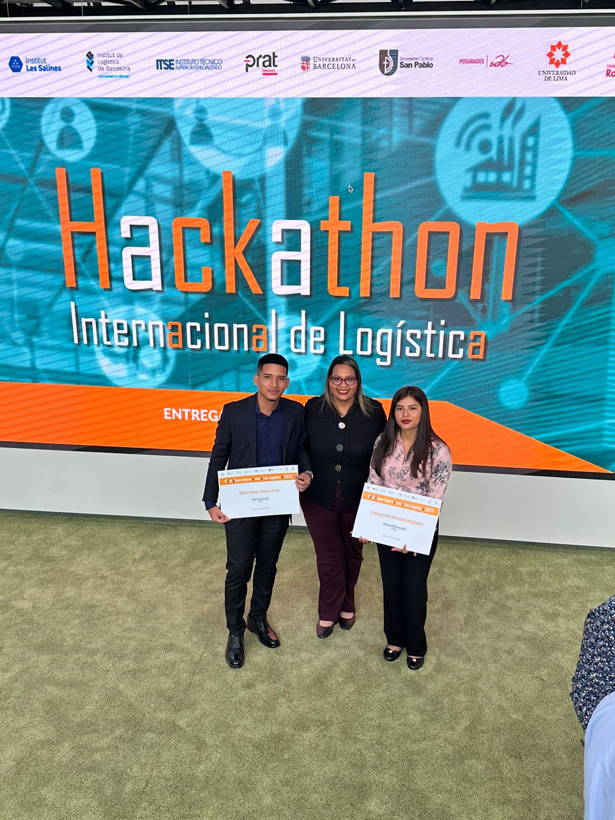 Ganadores de la competición Hackathon internacional de logística, alumnos de ITSE imagen 1