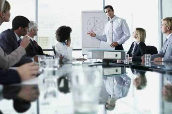 Máster Universitario en Dirección de Empresas Hoteleras foto 1