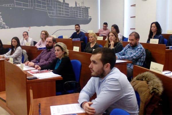 Máster en MBA Especialidad en Logística y Transporte foto 1