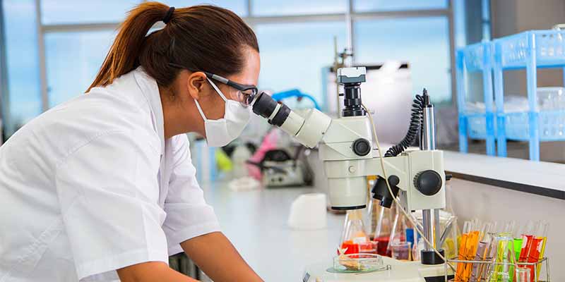 Ayudante técnico en laboratorio de toxicología