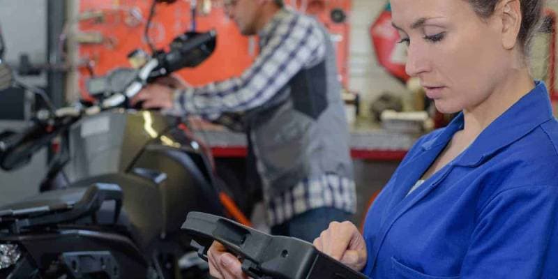 Jefe de taller de motos