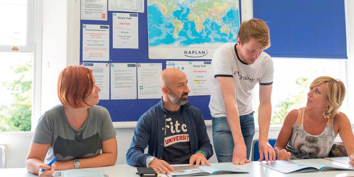 Curso de Inglés Para Mayores de 50 Años 