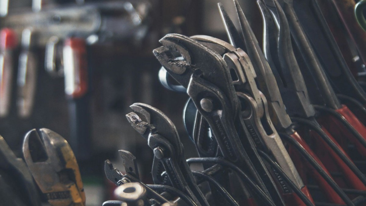 CURSO DE CHAPA Y PINTURA DEL AUTOMOVIL