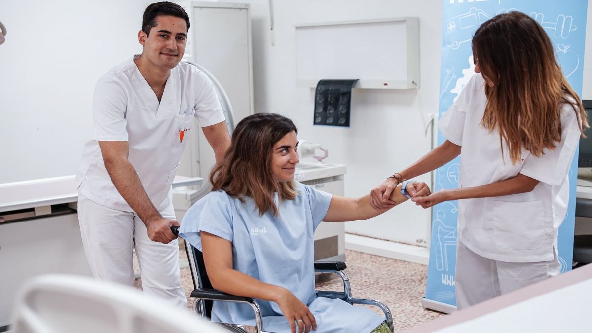 CELADOR DE INSTITUCIONES SANITARIAS