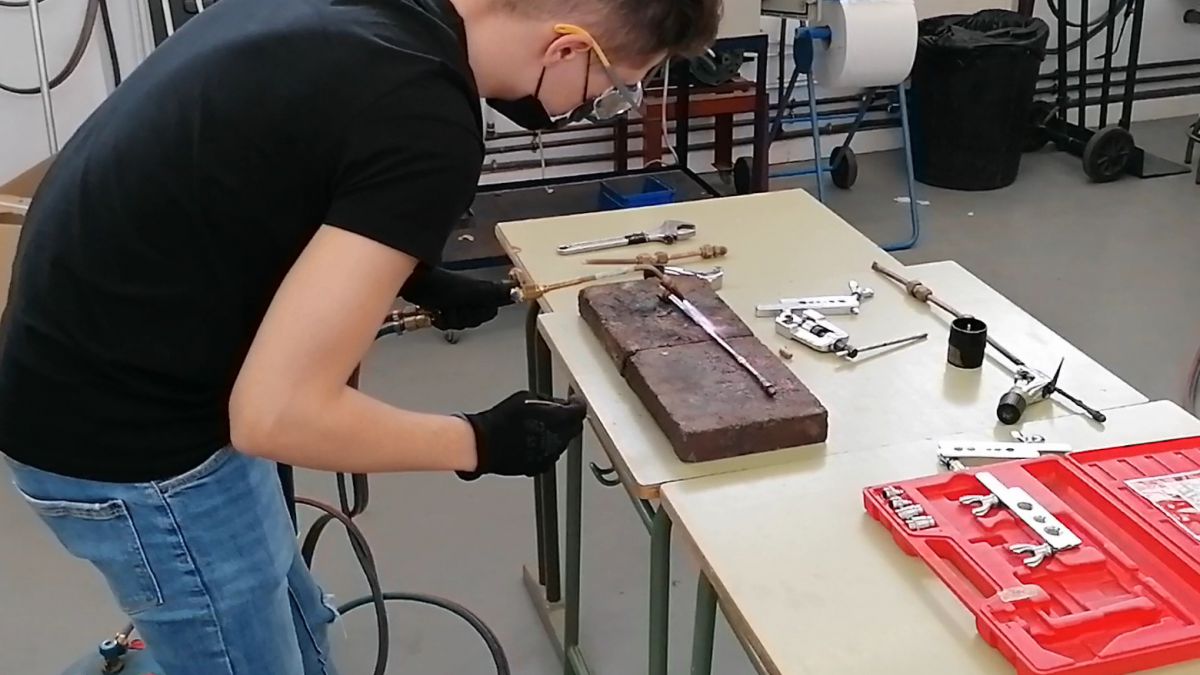 CURSO TECNICO SUPERIOR EN INSTALACIONES FRIGORIFICAS - MANTENIMIENTO Y PUESTA A PUNTO