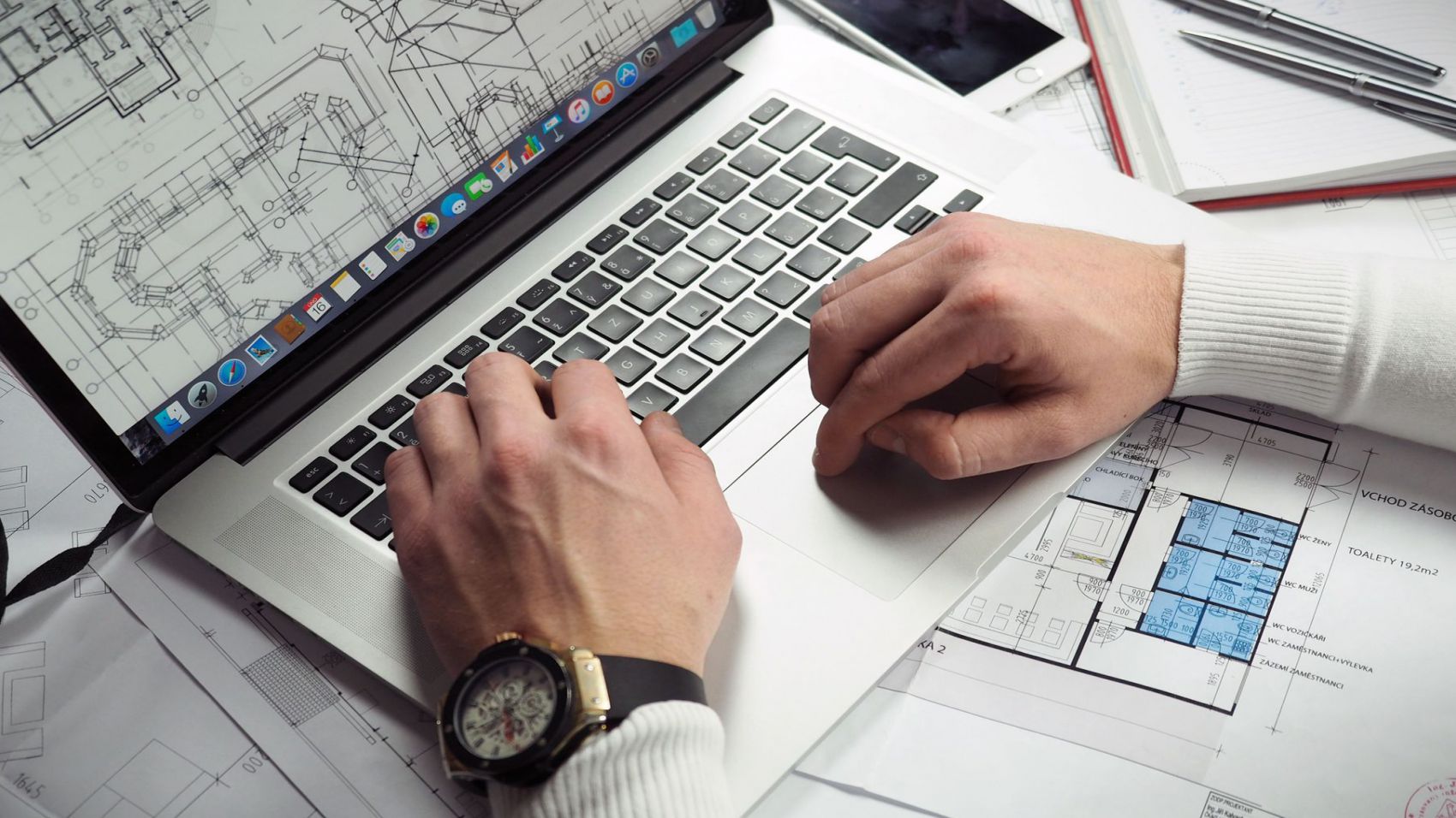 EXPERTO EN DESARROLLO DE PLANOS PARA INGENIERIA NAVAL