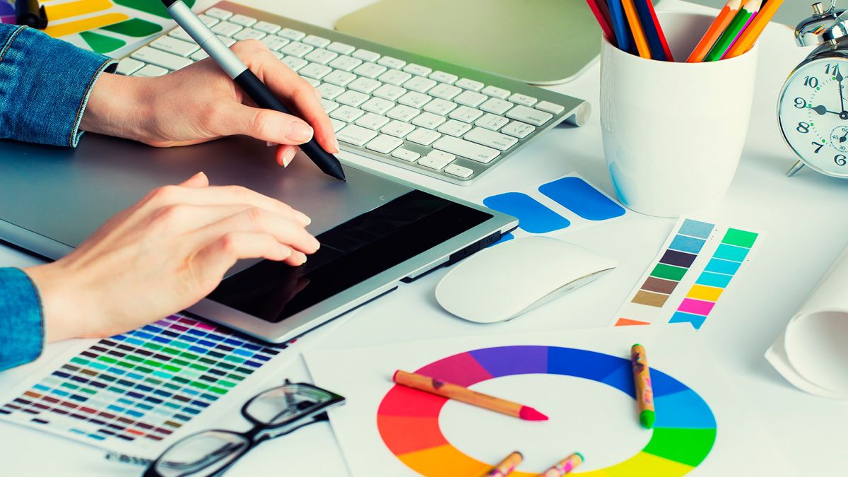 MASTER EN DISENO GRAFICO PROFESIONAL CON PRACTICAS
