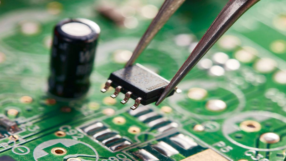 CURSO DE TECNICO EN PREVENCION DE RIESGOS LABORALES EN ELECTRICIDAD Y ELECTRONICA