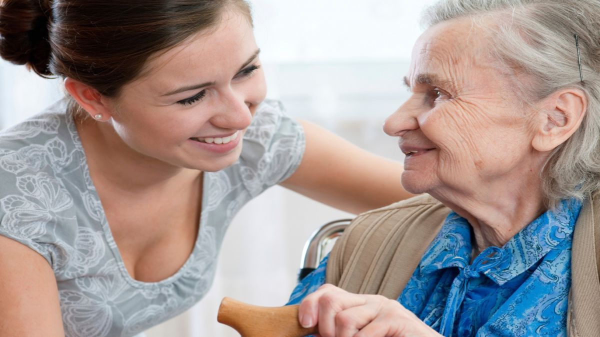 CURSO ATENCION SOCIOSANITARIA A PERSONAS DEPENDIENTES EN INSTITUCIONES