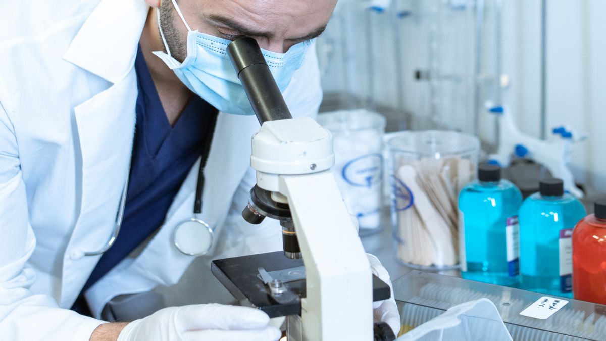 CURSO DE AYUDANTE DE LABORATORIO