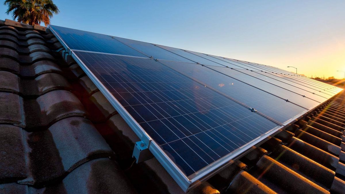 CURSO DE TECNICO SUPERIOR EN EFICIENCIA ENERGETICA Y PROFESIONAL EN ENERGIA SOLAR TERMICA