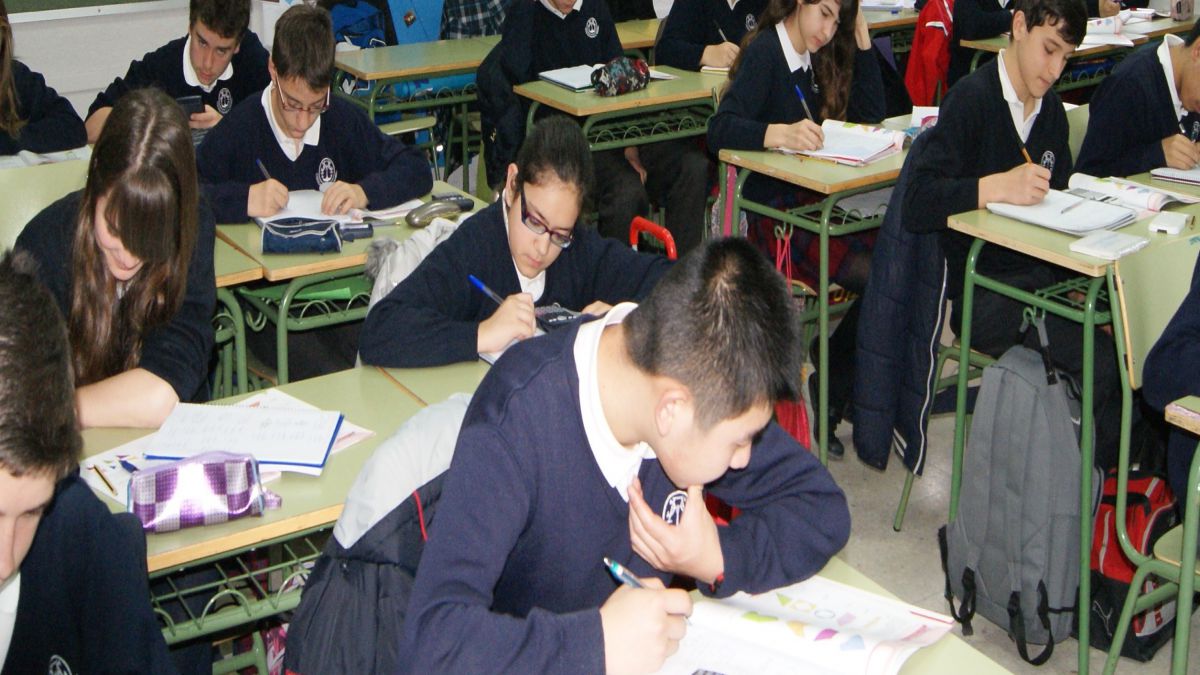 OPOSICIONES COS DE MESTRES EDUCACIO SECUNDARIA - ESPECIALITAT PSICOLOGIA I PEDAGOGIA