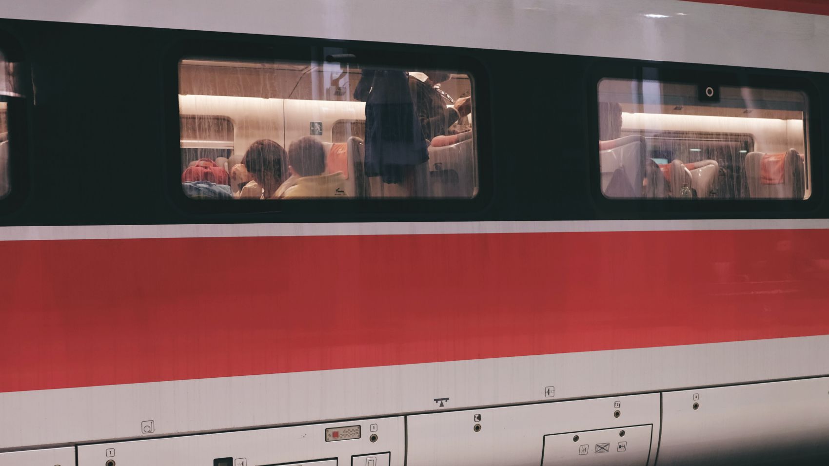 Oposiciones Operador Comercial de Renfe