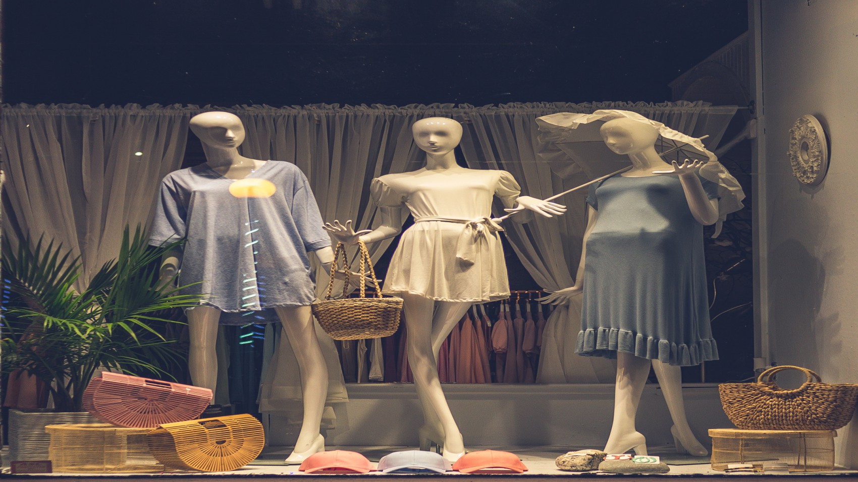 Escaparatismo y Decoración en Tiendas