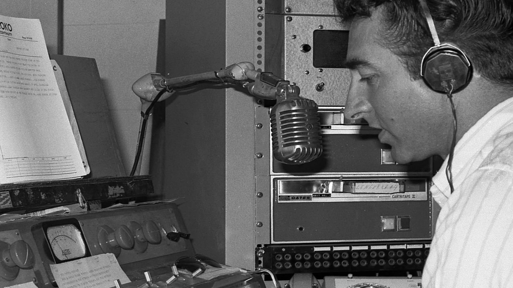 Locutor y Presentador de Radio y Televisión