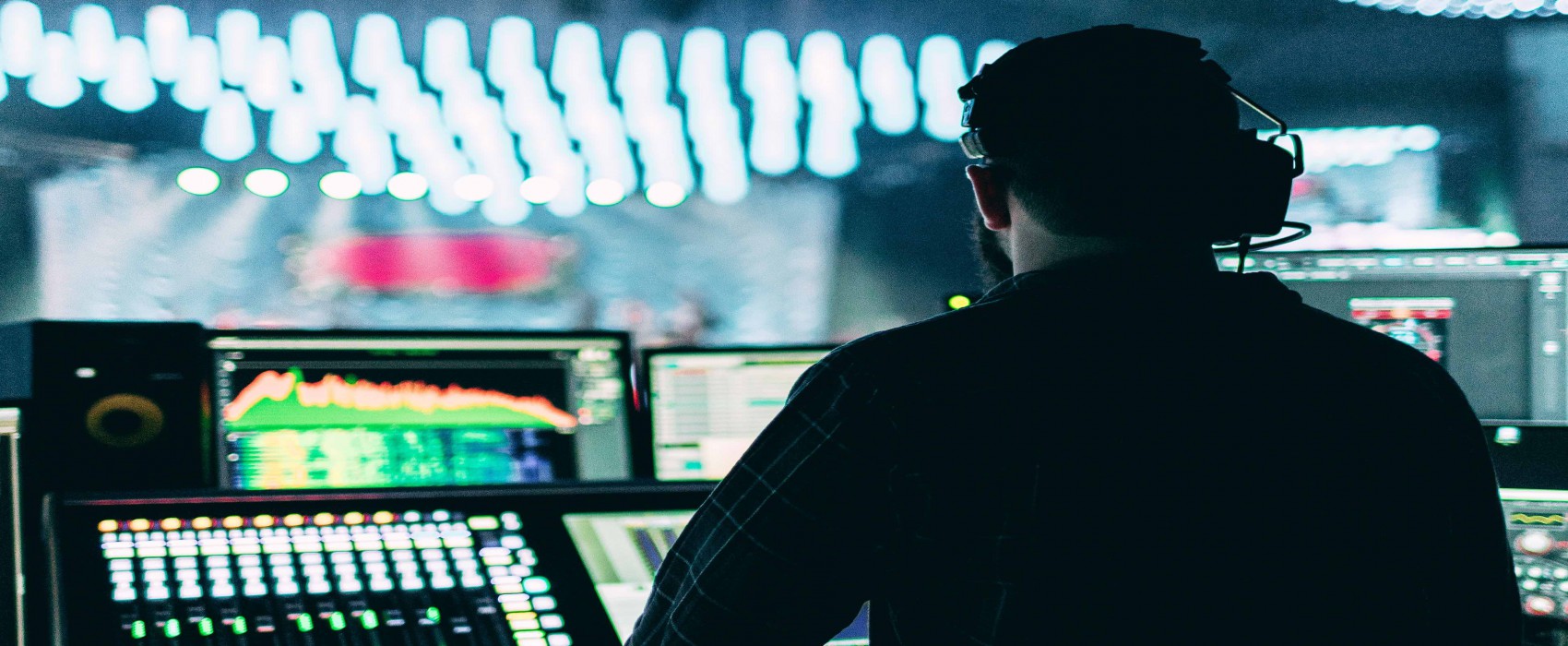 Curso en Iluminacion de Espectaculos en Vivo