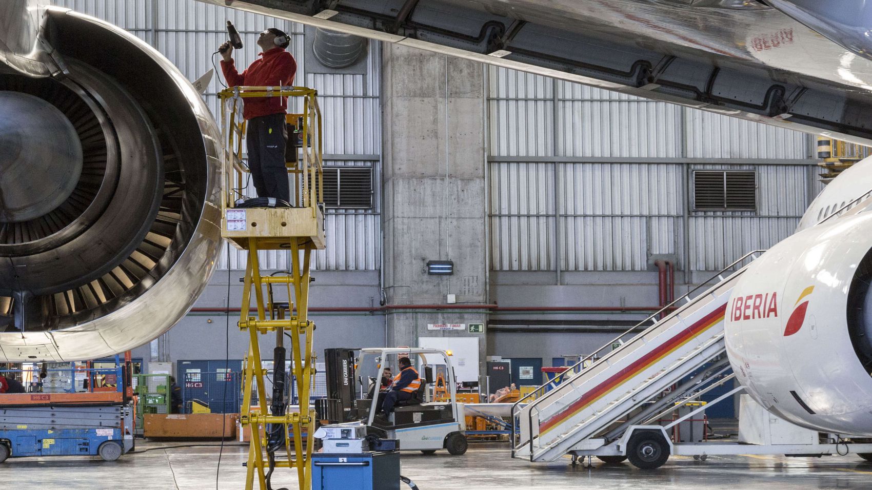Técnico Mantenimiento de Sistemas Electrónicos y Aeronaves