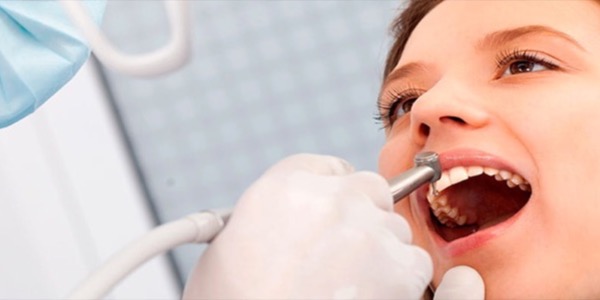 Curso de Auxiliar de Odontología